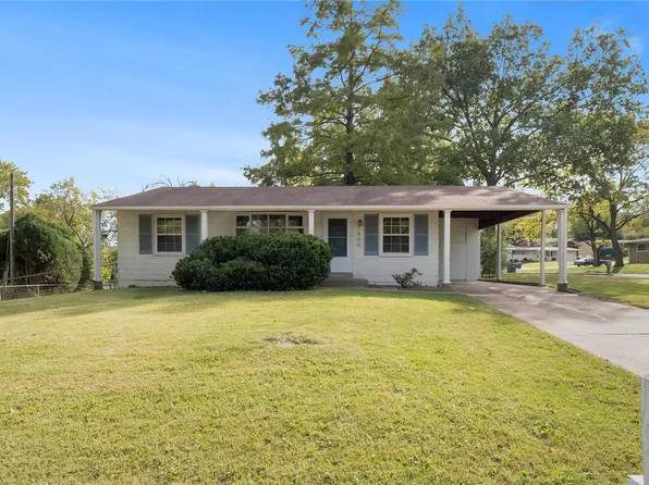 1800 Keelen Dr, Saint Louis, MO 63136