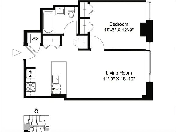 2nd image of 321 W 37th St APT 8L