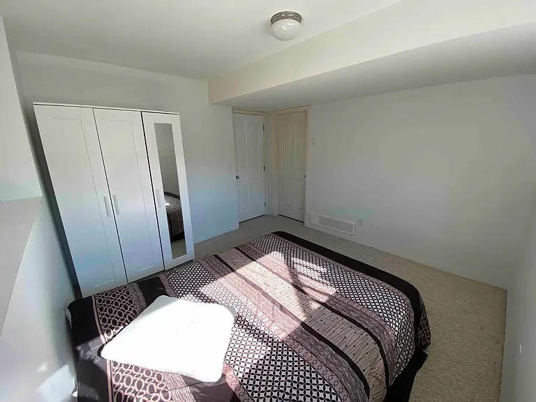 103a Ave — Photo 3