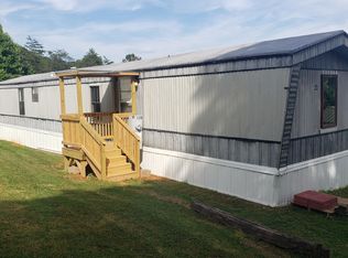 120 C Henry Barnes Dr, Candler, NC 28715
