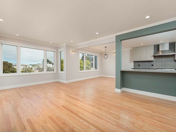4th image of 505 32nd Ave #507
