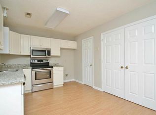 568 Leston Gilbert Dr, Kernersville, NC 27284