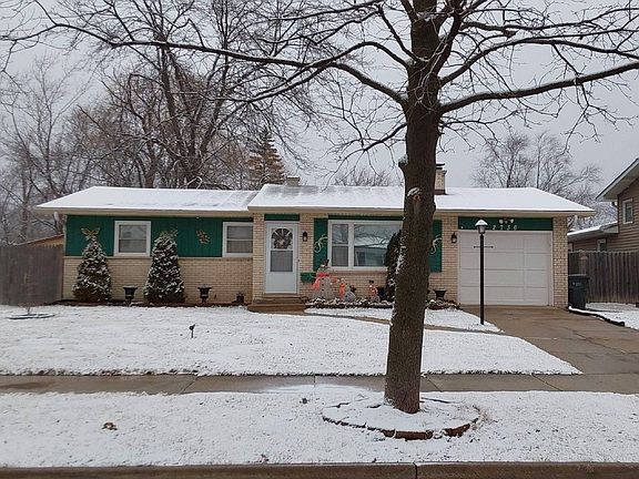 3rd image of 2736 Wall Ave