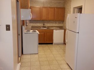 525 Chester Ave, Roscoe, PA 15477