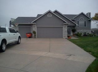 1829 S Shefford Cir, Wichita, KS 67209