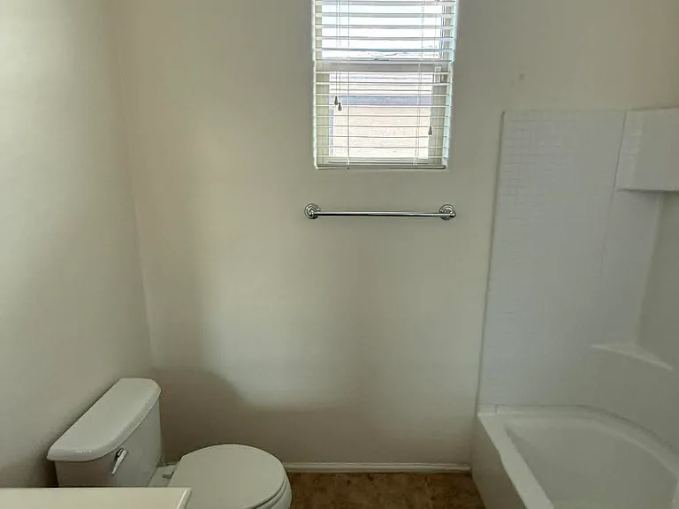 10450 S Cutting Horse Dr — Photo 25