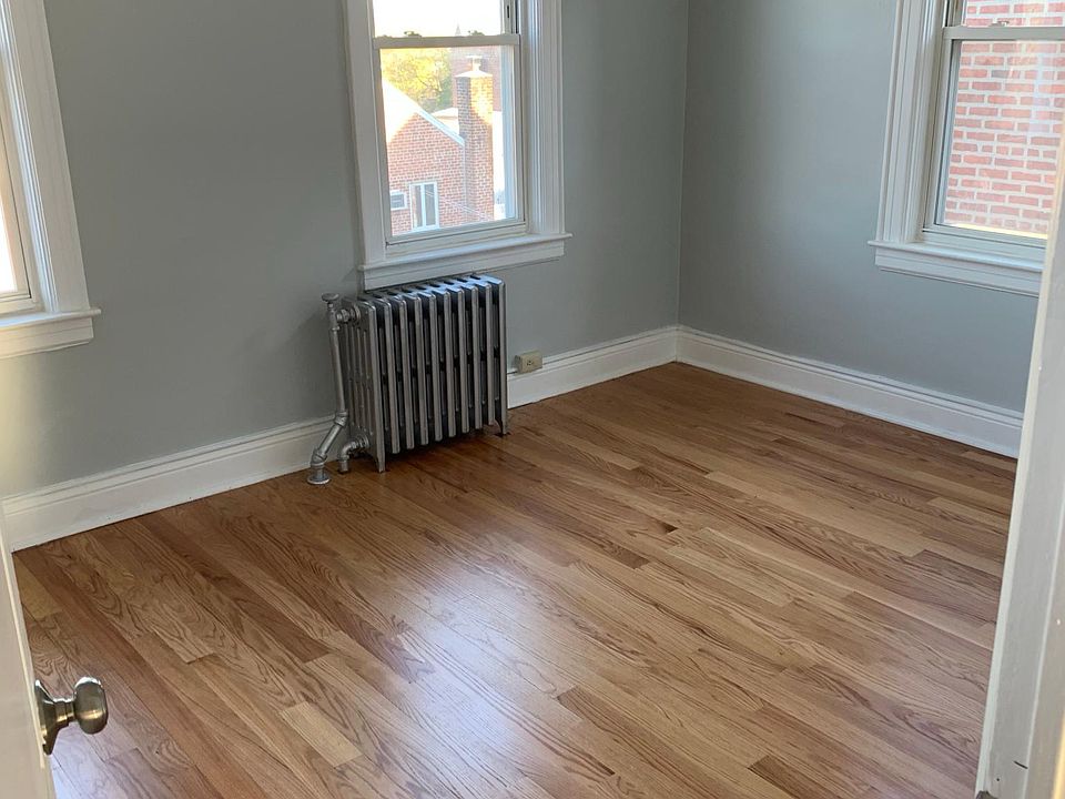 1st image of 3212 Mickle Ave