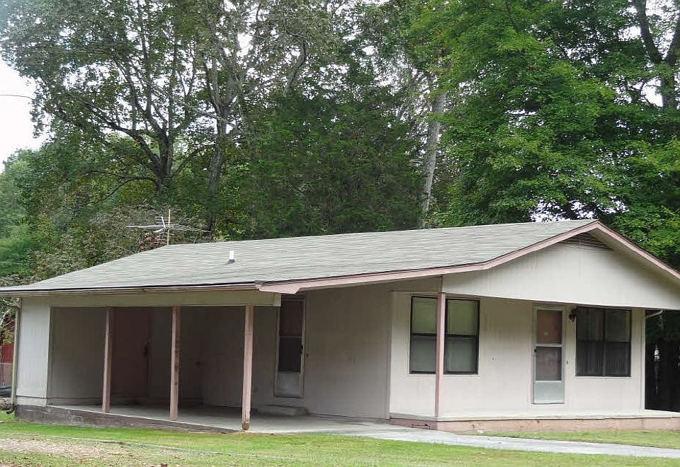 2nd image of 507 Cedar Ln