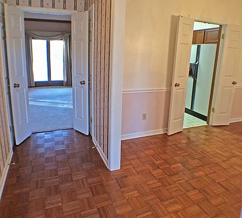 2nd image of 891 Camden Grove Cv