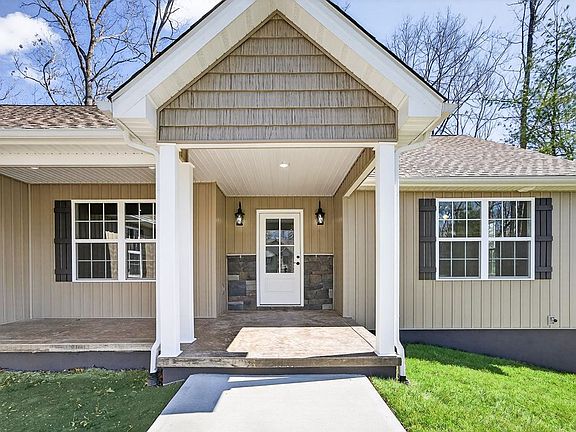 3rd image of 105 Peebles Rd