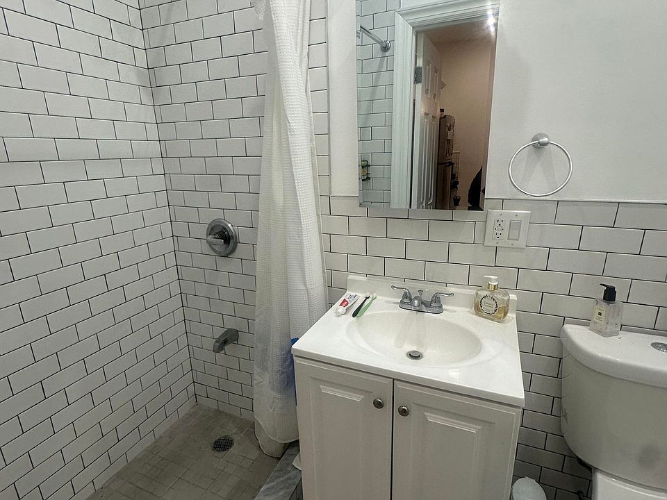 2nd image of 15 Ditmars St #B