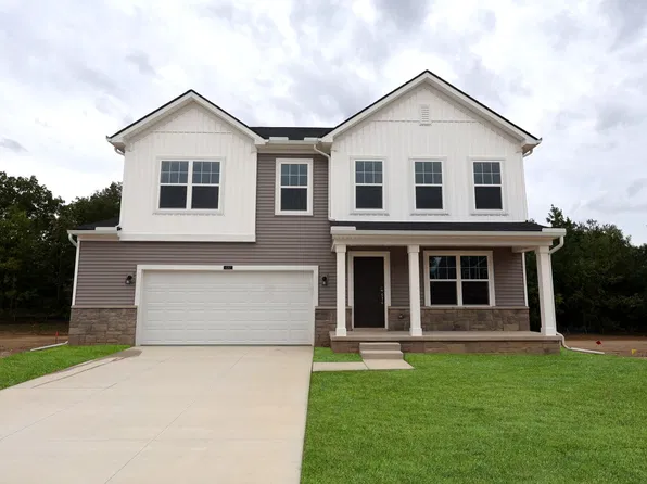 4182 Cedar Ln, Grand Blanc, MI 48439