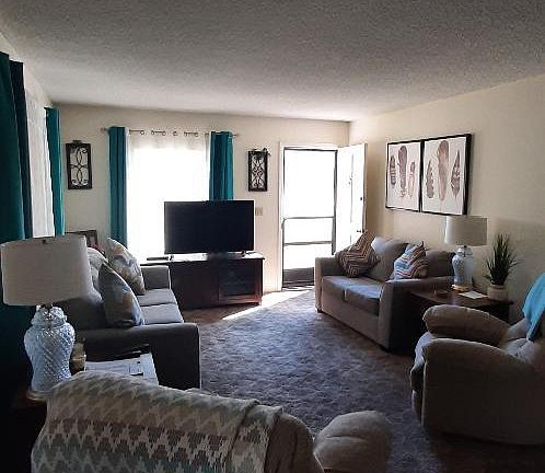 4th image of 1733 Los Lagos Dr #5A