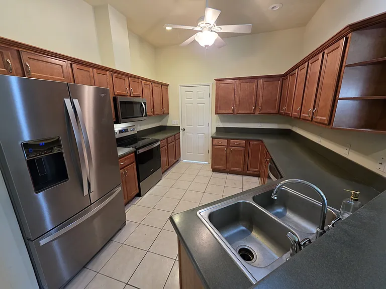 5531 Hampton Woods Way — Photo 17