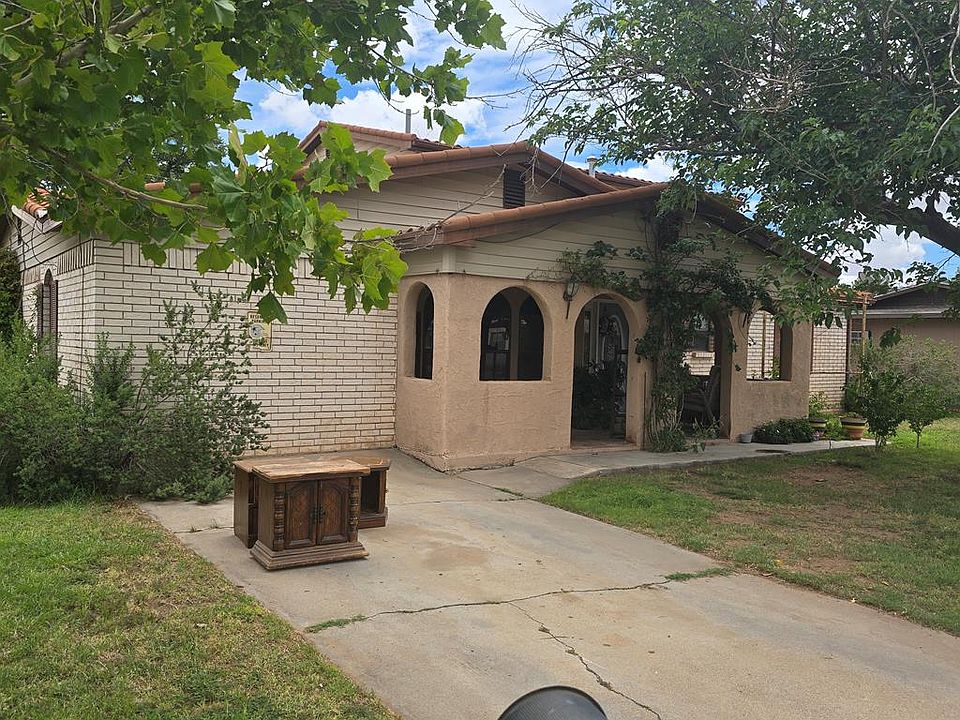 1st image of 700 S Ike Ave