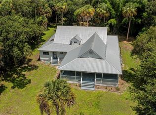 160 Curry St, Labelle, FL 33935