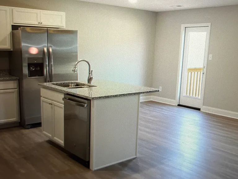 3543 Maggie Lynn Way — Photo 3
