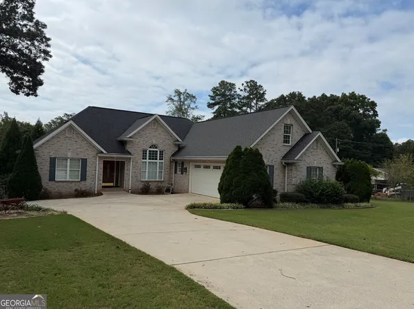 3815 Hilldale Rd, Oakwood, GA 30566