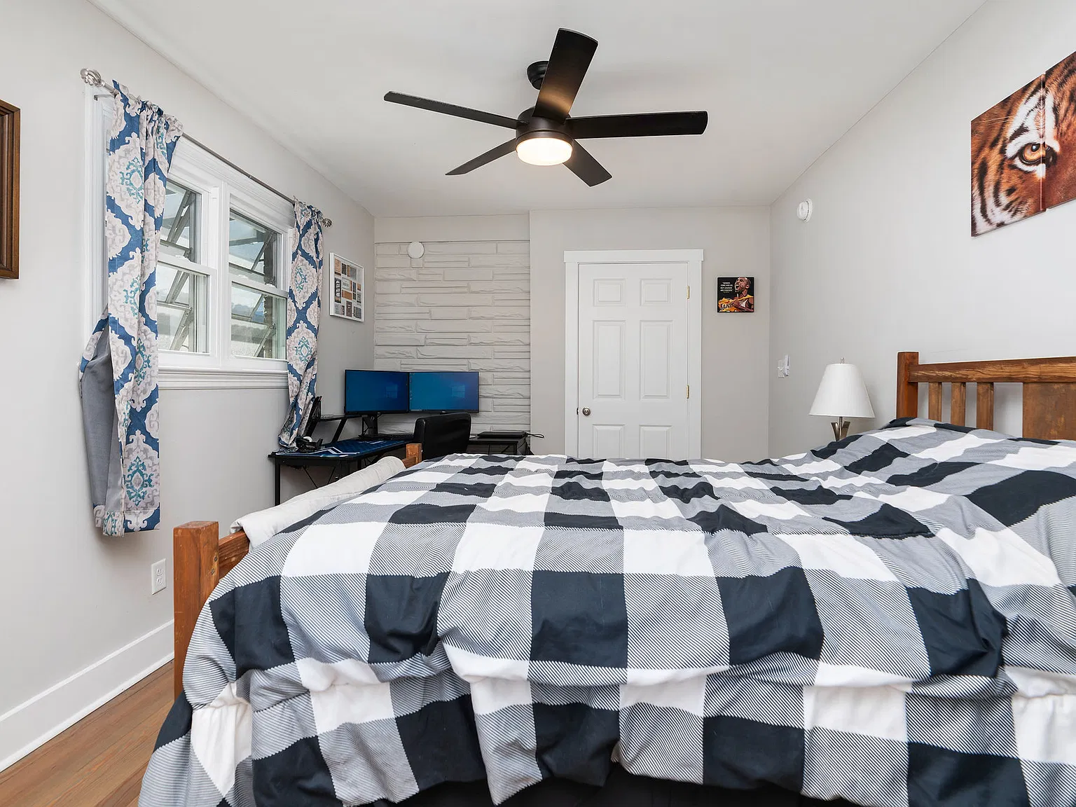 2 bed, 1000 sqft, $1,495 — Photo 4