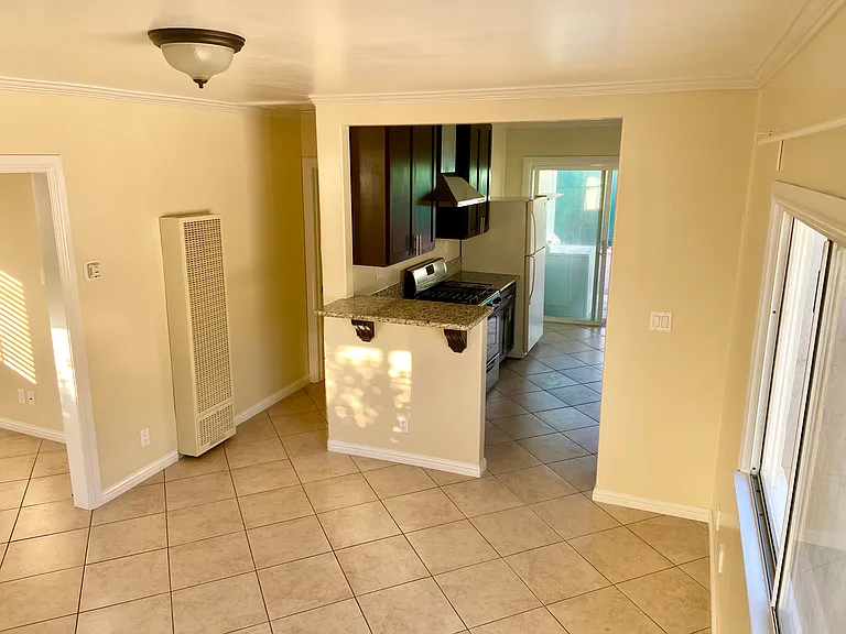 641 S Avenue 59 — Photo 7