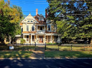 802 Fitzhugh Ave, Paris, TX 75460