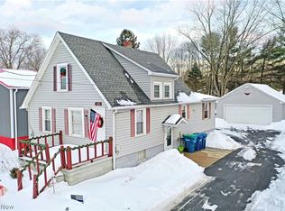 1558 Ohltown McDonald Rd, Mineral Ridge, OH 44440