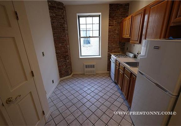 2nd image of 61 W 10th St APT 6e