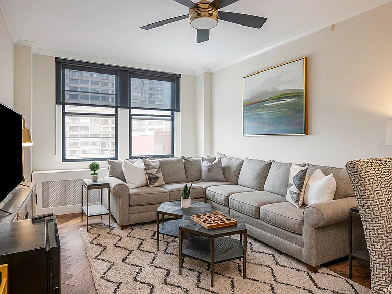 1324 Locust St #1025 — Photo 6