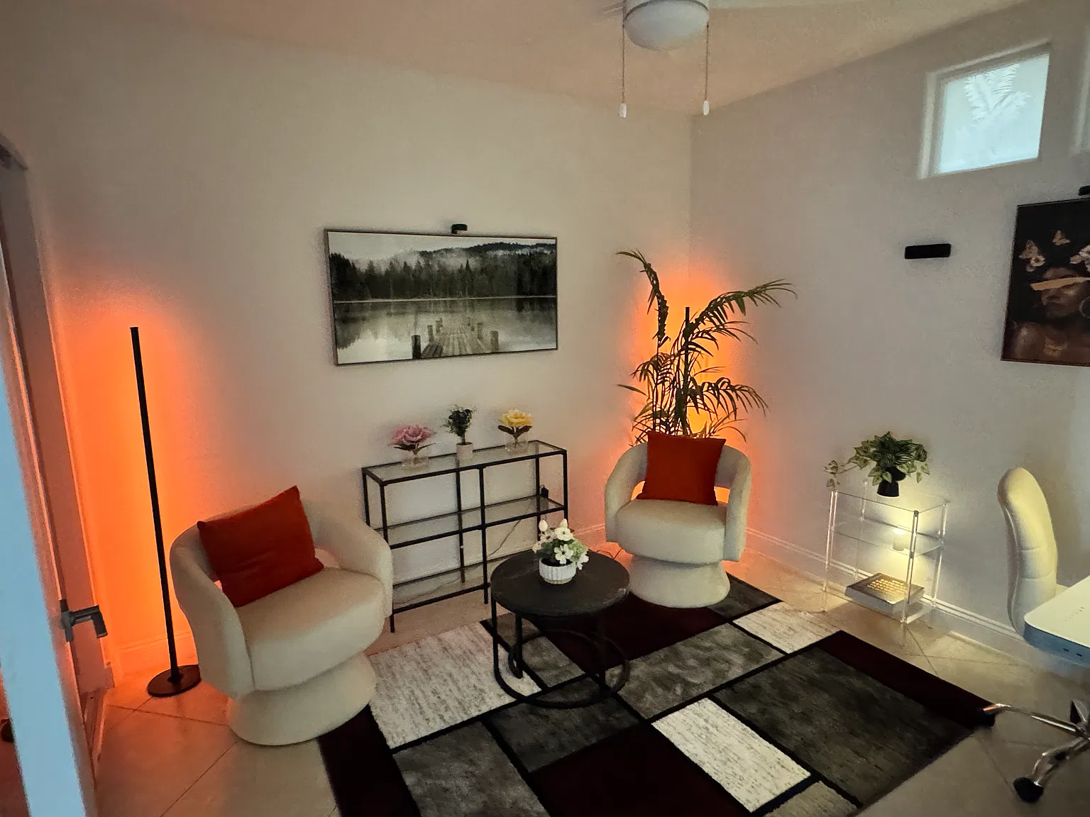3 bed, 1400 sqft, $5,995 — Photo 2