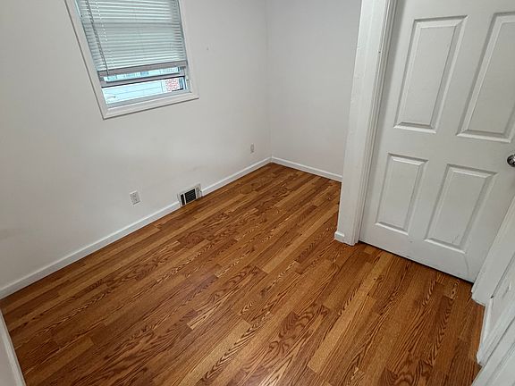 5th image of 49 N Swezeytown Rd #1A