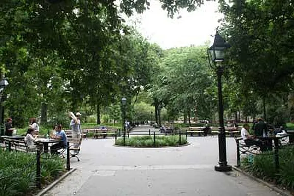 Rented by Buchbinder & Warren | media 3