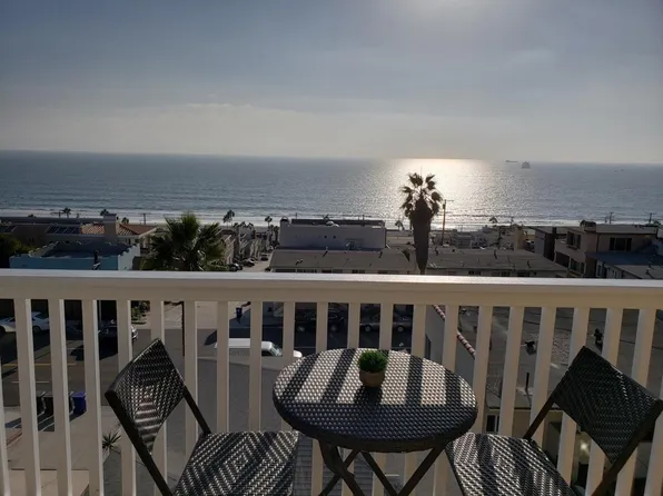 4201 Crest Dr, Manhattan Beach, CA 90266