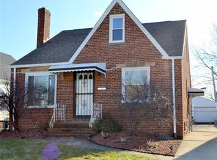 7915 Whittington Dr, Parma, OH 44129