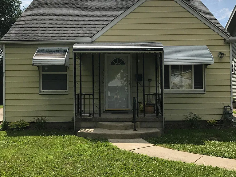 805 Brookley Blvd — Photo 1