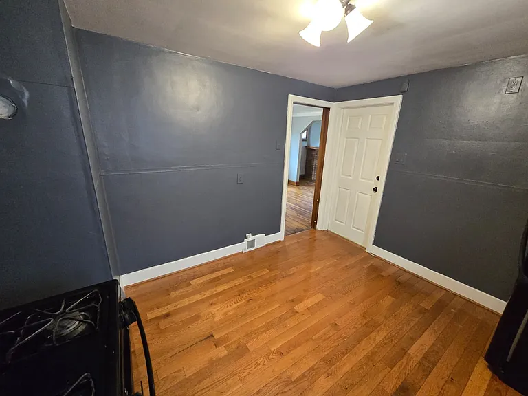 34 Concord Dr #1 — Photo 3