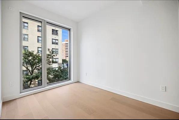 Rented by Luxhome LLC | media 6