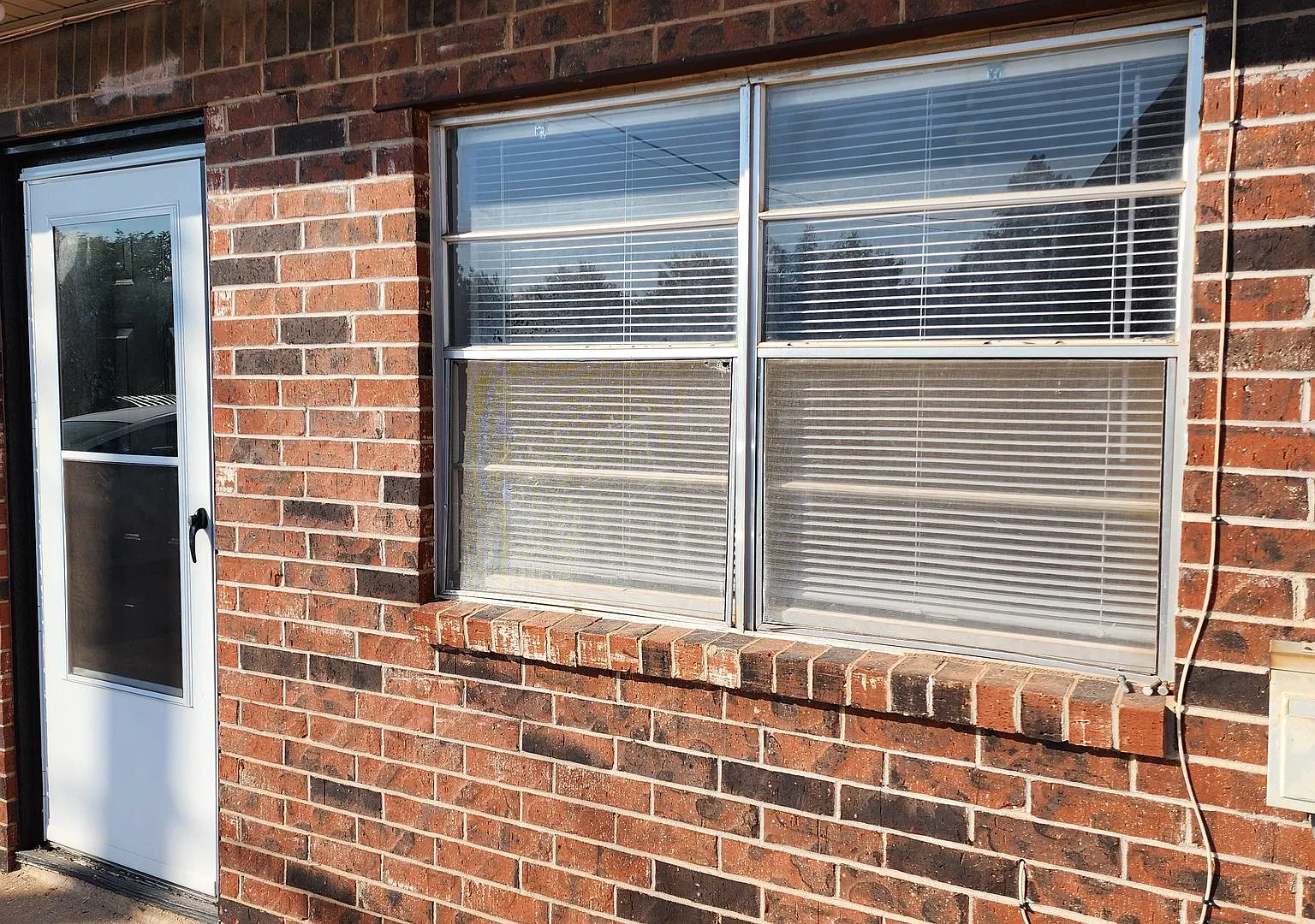Remodeled 1 bedroom apartment in Edmond, OK with central heat and air next to UCO campus — Photo 3