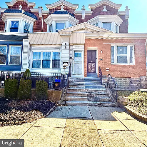 737 Cobbs Creek Pkwy Photo 1