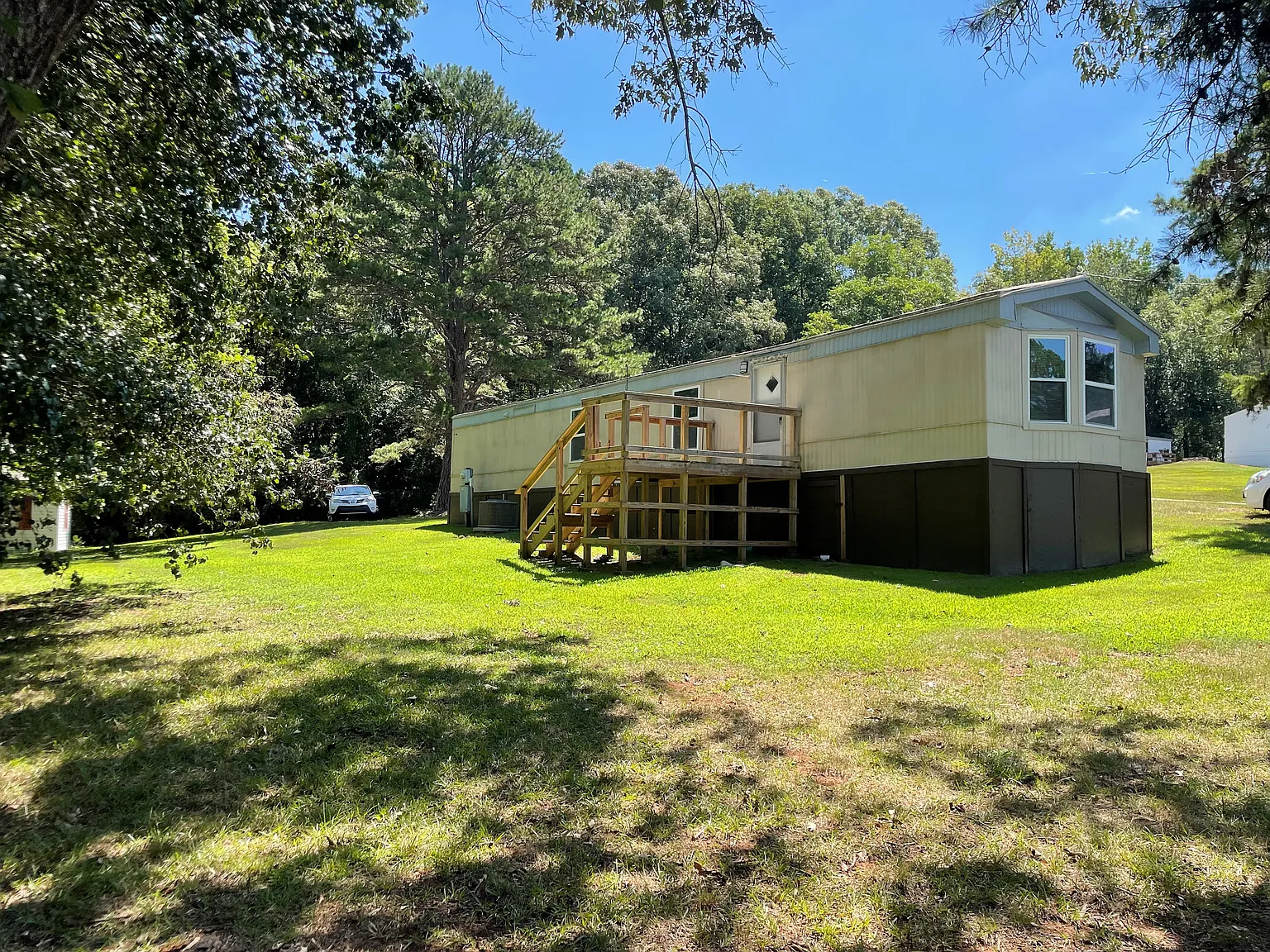 2 bed, $1,100 — Photo 2