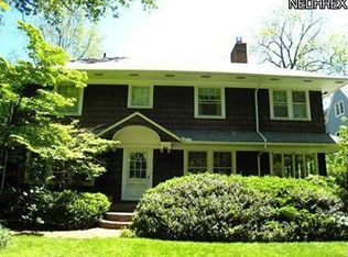 2221 Tudor Dr, Cleveland Heights, OH