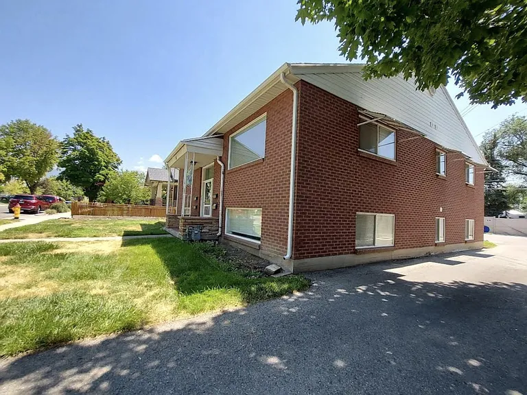 812 E Ramona Ave #2 — Photo 8