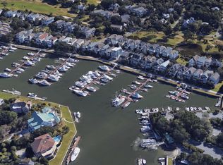 40 41st Ave #E14, Isle Of Palms, SC 29451