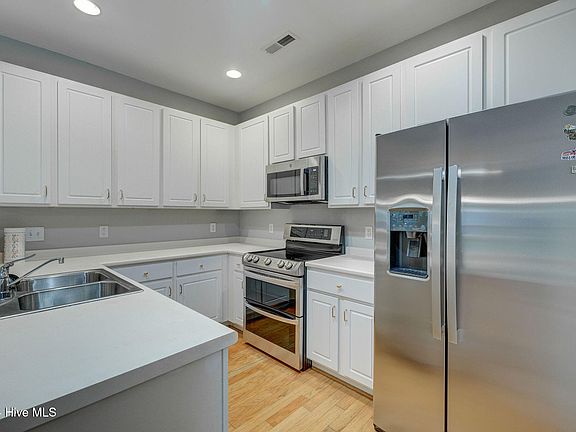 5th image of 1602 Honeybee Lane
