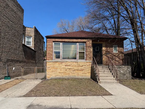 2636 W Pratt Blvd, Chicago, IL 60645
