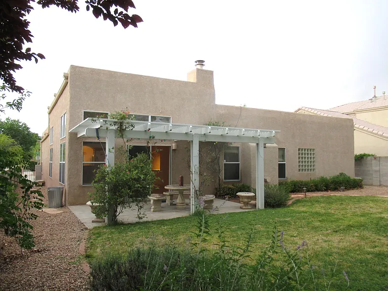 4016 Pasaje Pl NW — Photo 41