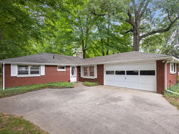 413 S Saint Joseph Ave, Niles, MI 49120