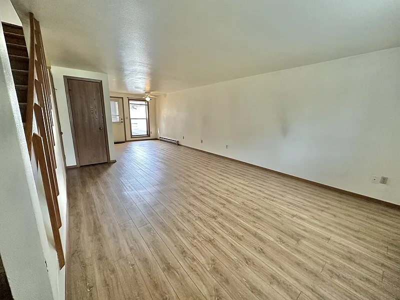2 bed, 1.0 bath, $1,199 — Photo 4