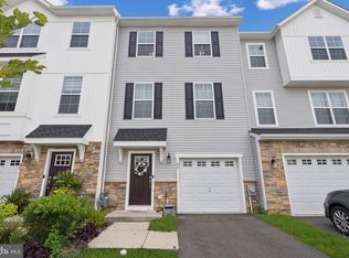 94 Aviary Rd, West Deptford, NJ 08086