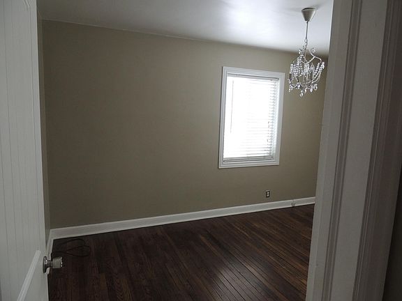 5th image of 1863 E Kensington Ave