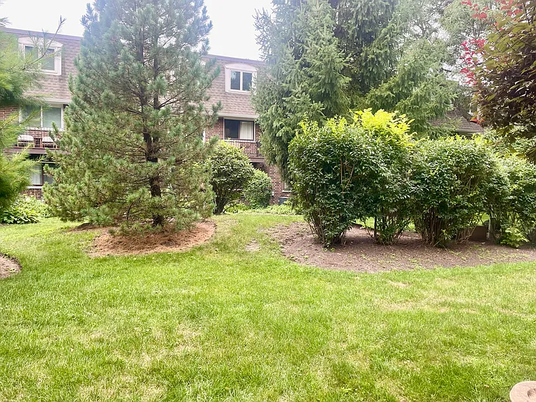 1862 Old Willow Rd — Photo 22